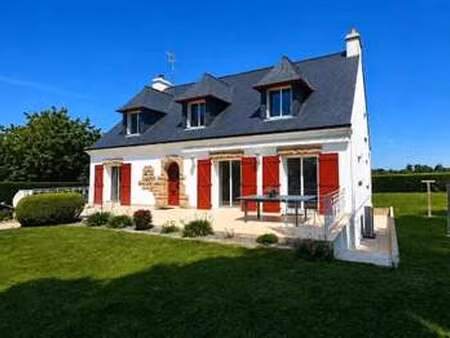 vente maison à pluméliau (56930) : à vendre / 210m² pluméliau