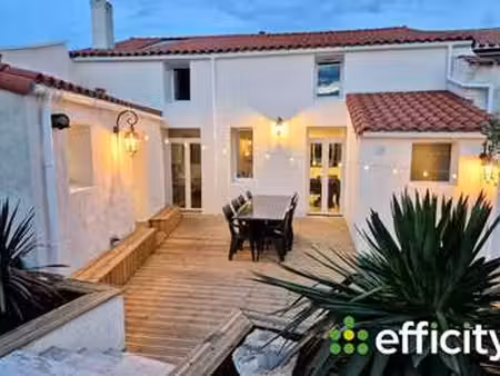 vente maison à saint-georges-de-pointindoux (85150) : à vendre / 180m² saint-georges-de-po