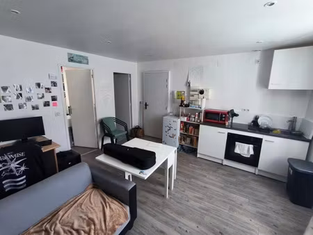 location meublée appartement 2 pièces 38.3 m² à limoges (87000)  480 €