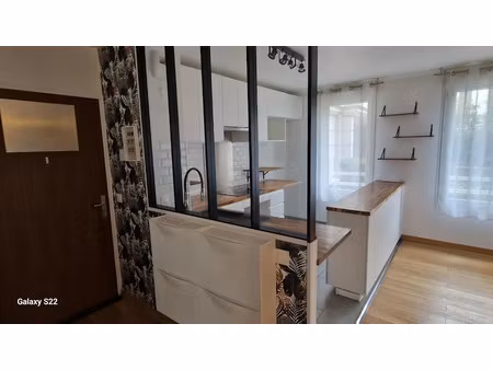 location appartement 2 pièces 48 m² à sevres (92310)  1 300 €
