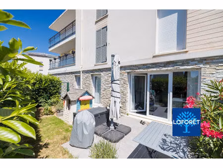 villeron - appartement 3 pièces avec jardin et deux parkings