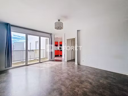 appartement 3 pièces 63.6m² avec balcon