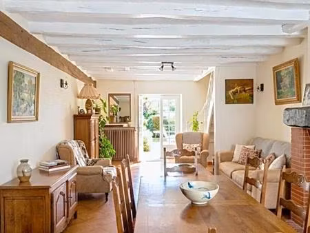 charmante maison de 120m² avec 103 m² aménageables - centre-ville monnaie