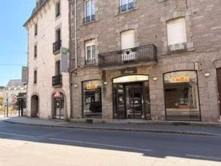 location bureaux et commerces à dinan (22100) : à louer / 100m² dinan