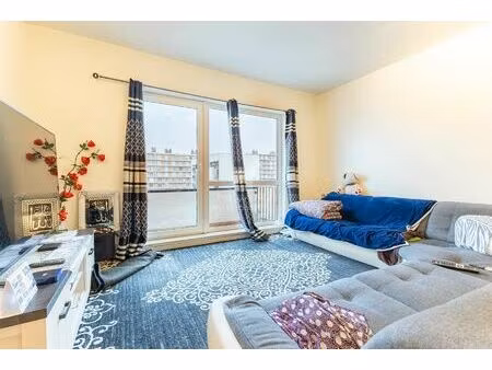 appartement à vendre avec 3 chambres   la louvière (vbe45531)