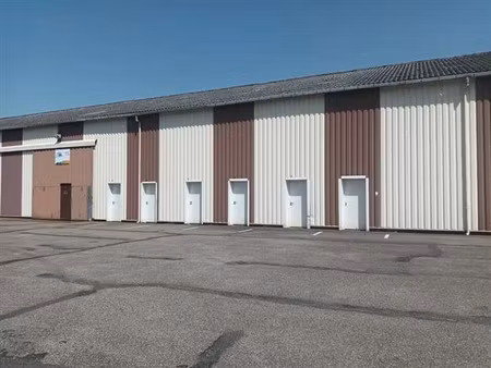 location local d'activités saint nicolas d'aliermont 825 m²