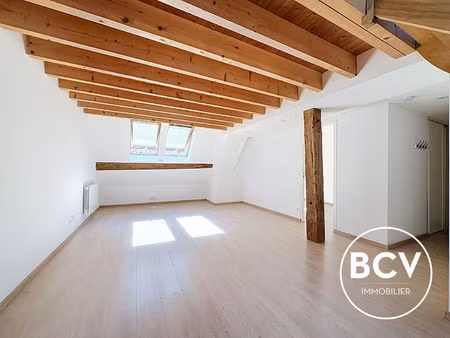 appartement duplex plein-centre de gallardon