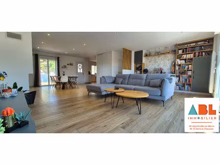 maison 156m² familiale aigrefeuille sur maine 4 chambres plain-pied