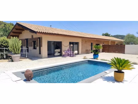 villa contemporaine au calme de 160m2 avec 4 chambres  pisc