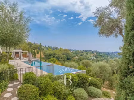saint-paul de vence – appartement d'exception avec vaste terrasse et vue mer