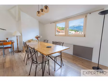 appartement t3 renove - centre-ville - vue degagee