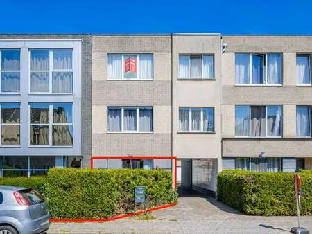 appartement à vendre à turnhout € 105.000 (lq3v4) - balans notarissen (moortgat-pieters) |