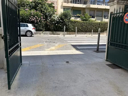 vente garage nice (06100)