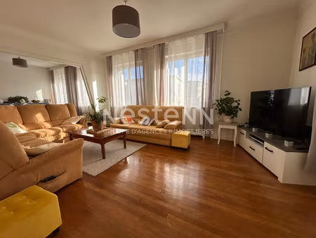 maison * 7 pièces * 136 m² * 19200 ussel