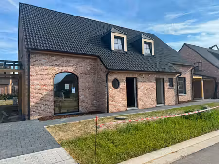 huis te huur in desselgem met 3 slaapkamers