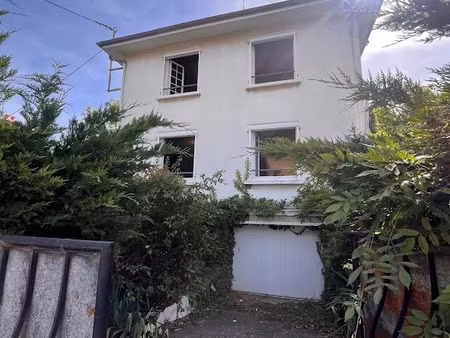 vente maison 5 pièces 129 m² à yzeure (03400)  97 000 €
