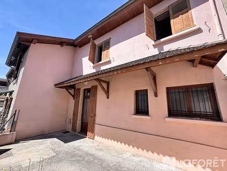 vente maison 4 pièces 106.98 m² à les abrets (38490)  119 900 €