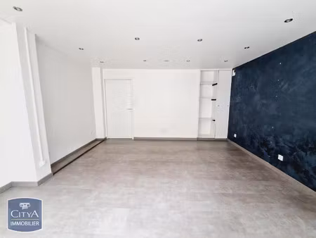 local commercial à louer 33 m² - firminy (42) - 280€