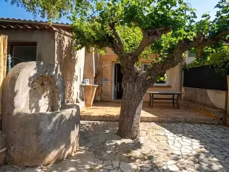 appartement de plain pied sur 234 m2 de terrain avec garage et cave le thoronet