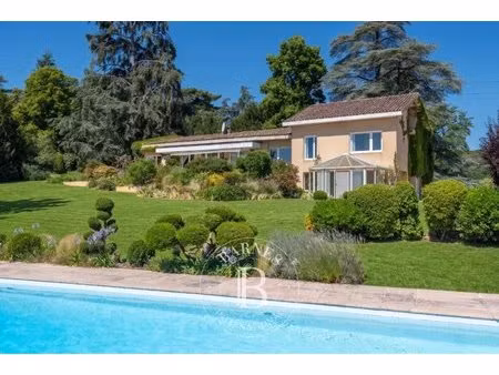 achat maison 9 pièces 255m² lentilly 69210