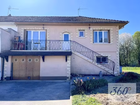 vente maison 5 pièces 111.02 m² à cousance (39190)  149 000 €