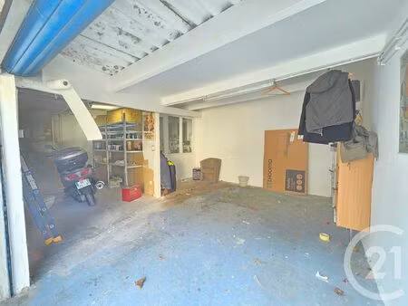 achat parking toulon 83200