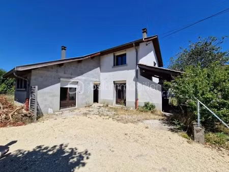 vente maison 5 pièces 95 m² à la tour-du-pin (38110)  200 000 €
