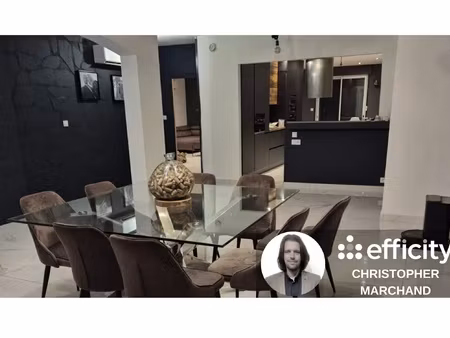 maison 6 pièces - 215 m²