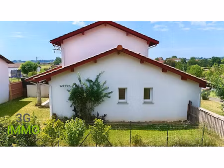 vente maison 4 pièces 94 m² à saint-palais (64120)  200 000 €
