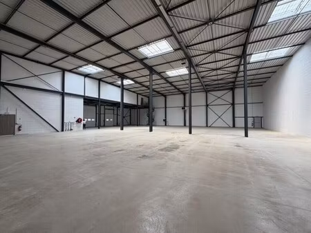 location local d’activités heyrieux 38540 554m² à 4653m²