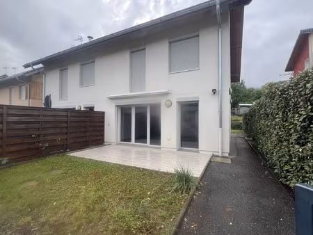 location maison 4 pièces 86 m² à cruet (73800)