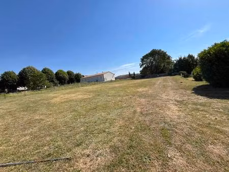 vente terrain 1170 m² barbezieux-saint-hilaire (16300)