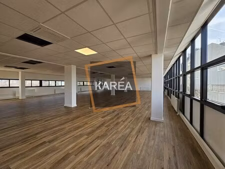 location bureaux 350 m²