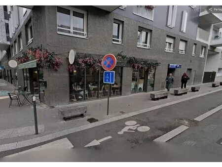 vente commerce saint ouen sur seine 93400 92m²