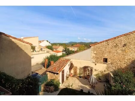 grande maison de village avec caractère et jardin à cessenon sur orb.