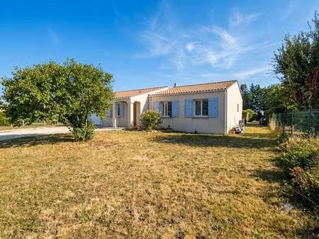 vente maison 4 pièces 123 m² soulignonne (17250)