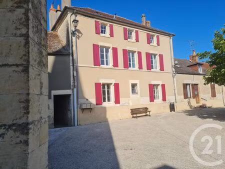 location appartement 4 pièces 93m² luthenay uxeloup 58240
