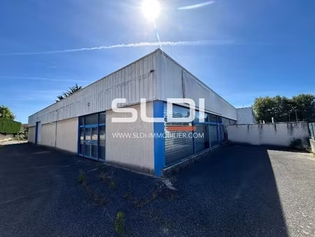 location local d’activités genay 69730 382m²