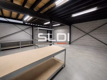 location local d’activités sathonay camp 69580 375m²