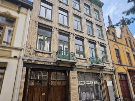 appartement te koop in borgerhout met 2 slaapkamers