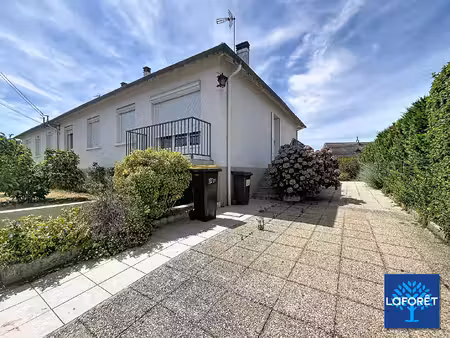 maison 3 chambres avec grand sous-sol et jardin clos à la chaussée-saint-victor