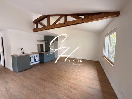 location appartement 2 pièces 46 m² à grenoble (38000)