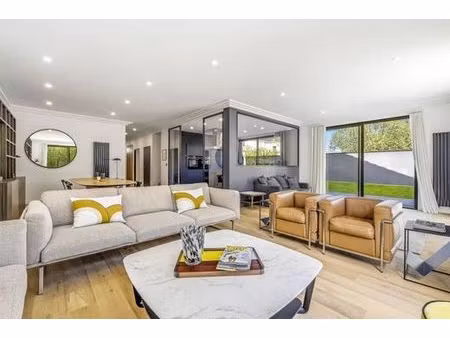 maison de luxe de 7 pièces en location à le bouscat  france
