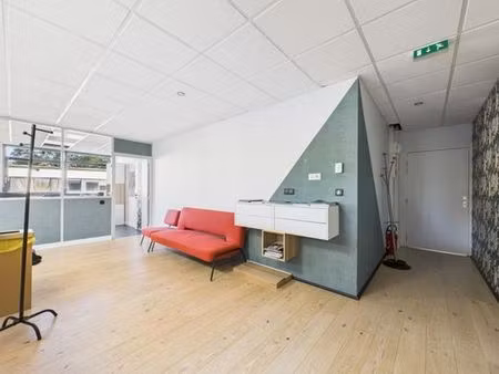 bureau de prestige de 225 m2 en location - limonest  auvergne-rhône-alpes