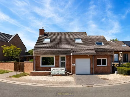 huis te koop in zottegem met 4 slaapkamers