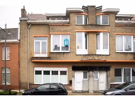 commercieel te koop in hoegaarden