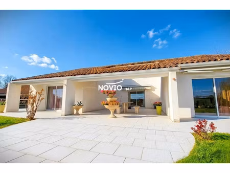 vente maison 5 pièces 149 m² à colombiers (86490)  322 990 €