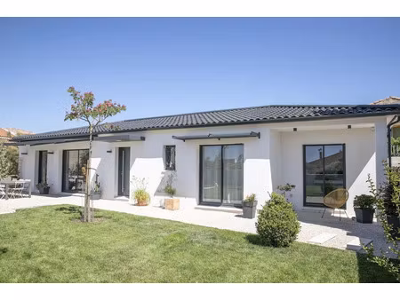 vente maison neuve 4 pièces 95 m² à charleval (13350)  386 900 €