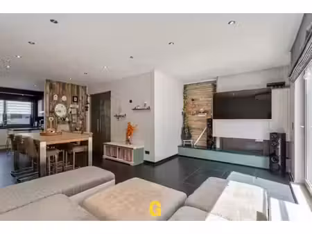 appartement te koop in bilzen-hoeselt met 4 slaapkamers