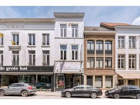 commercieel te koop in lier met 3 slaapkamers